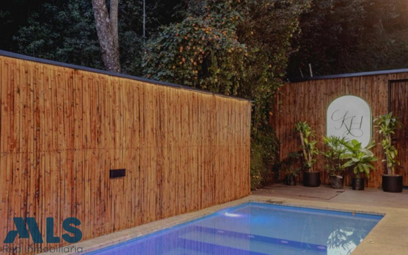 Casa en Medellín en Las Palmas