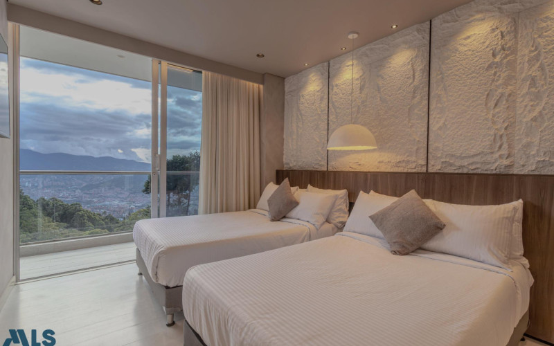 Casa en Medellín en Las Palmas
