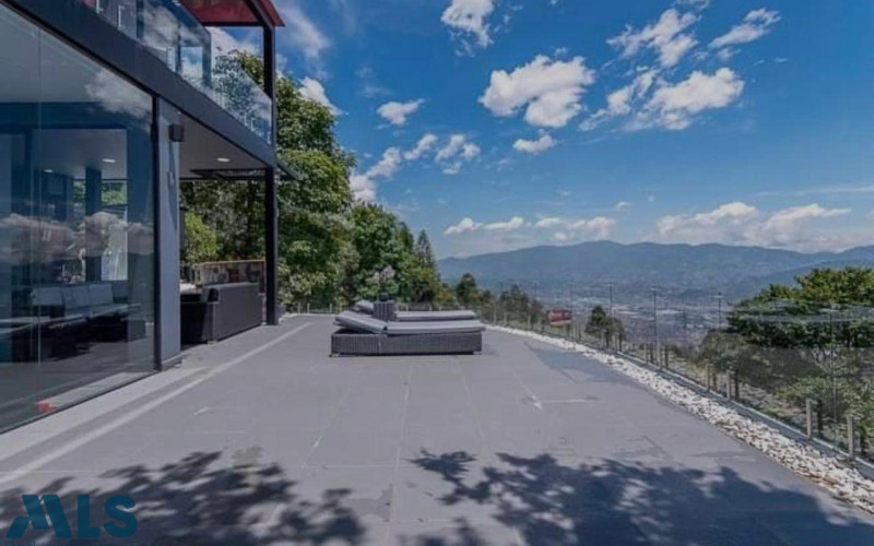 Casa en Medellín en El Poblado