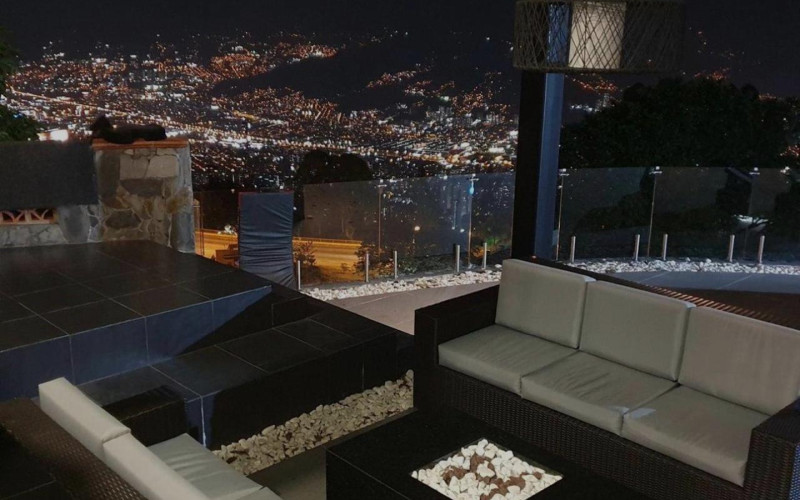 Casa en Medellín en El Poblado