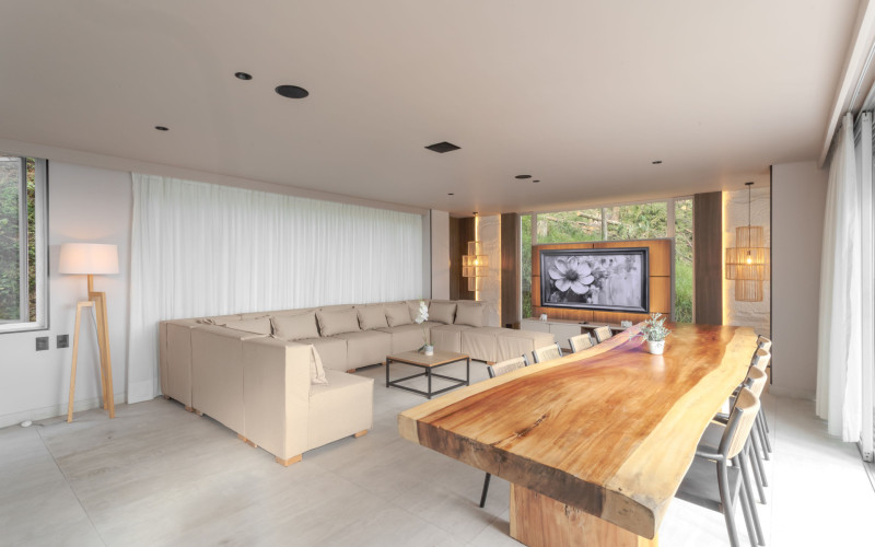 Luxury Independent Villa in Las Palmas, Medellin | High-Yield Short Term Rental Asset