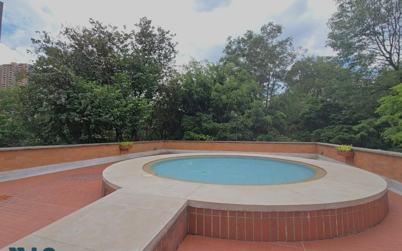 Apartamento en Medellín en Los Colores