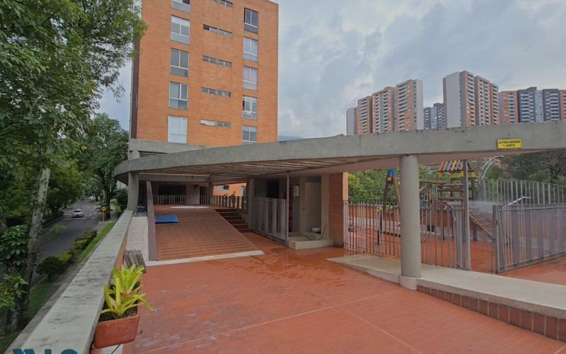 Apartamento en Medellín en Los Colores