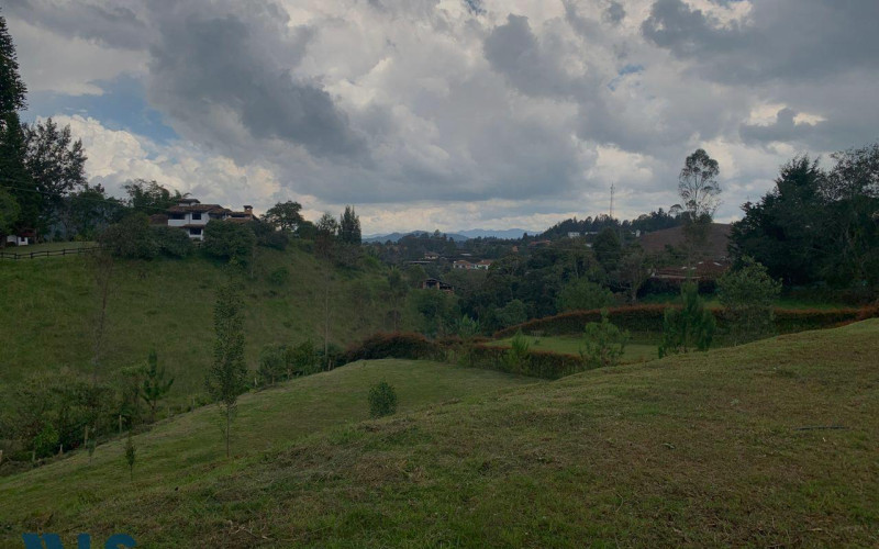 Lote Residencial en Envigado en Alto de las Palmas