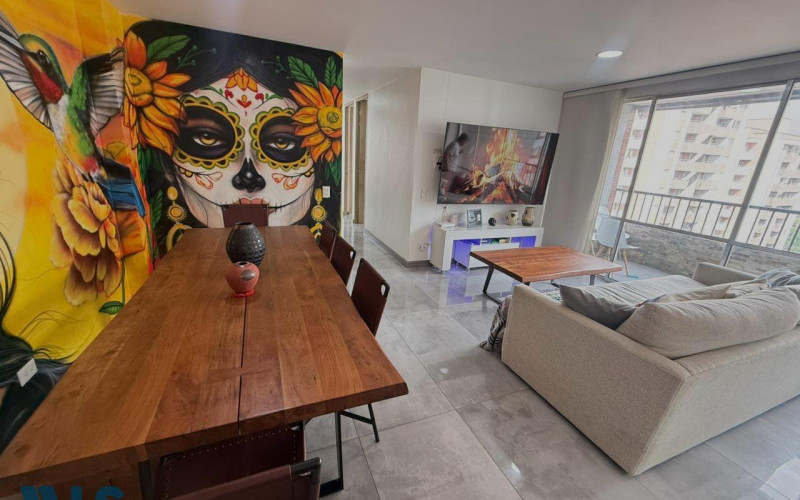 Apartamento en Medellín en Los Colores