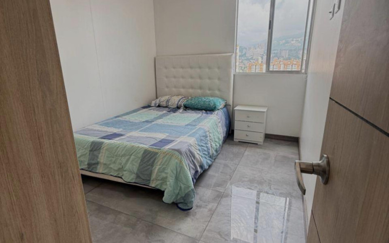 Apartamento en Medellín en Los Colores