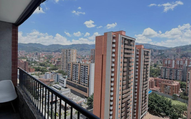 Apartamento en Medellín en Los Colores