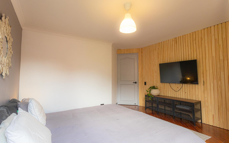 Renovated 165 m2 Apartment in El Tesoro, Medellin | 3 Bed + Den