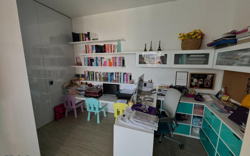 Apartamento en Medellín en Altos del Poblado