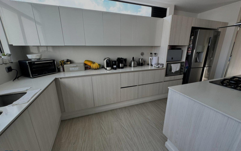 Apartamento en Medellín en Altos del Poblado