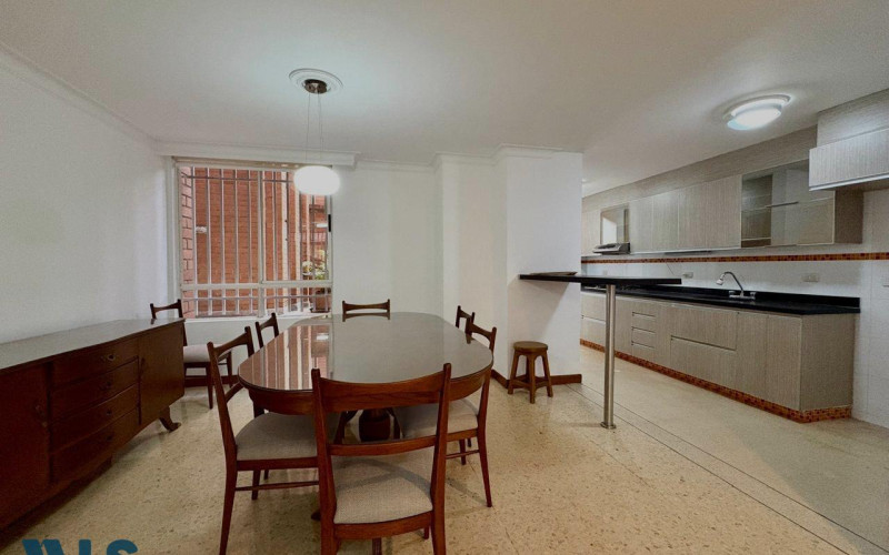 Apartamento en Medellín en Laureles