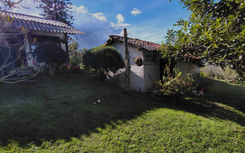 Casa en Santa Elena en Rural