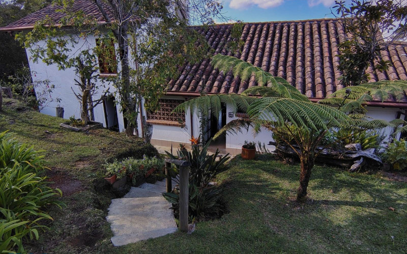 Casa en Santa Elena en Rural
