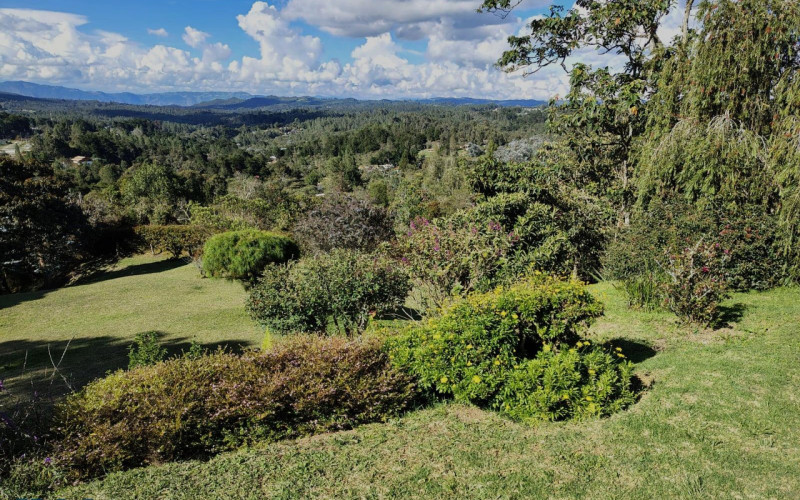 Casa en Santa Elena en Rural