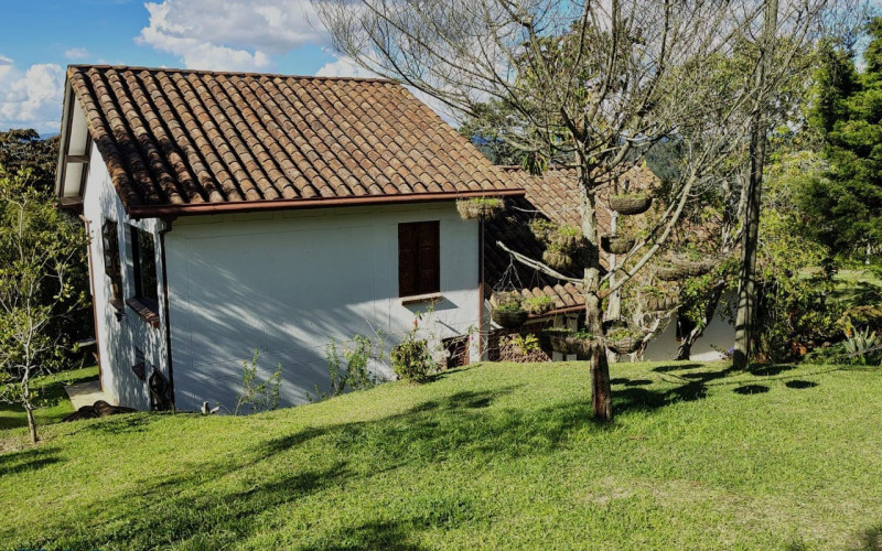 Casa en Santa Elena en Rural