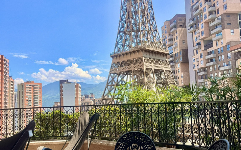 Luxury Apartment for Sale in Sabaneta, Medellín | Paris Complex | 3 BR + View