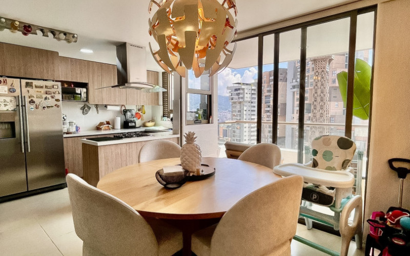 Luxury Apartment for Sale in Sabaneta, Medellín | Paris Complex | 3 BR + View