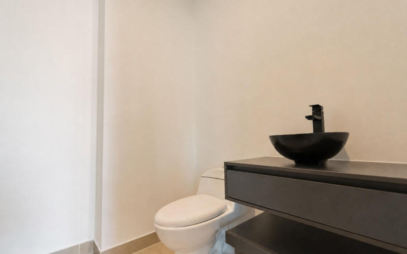 Luxury Apartment for Short-Term Rentals in Conquistadores Medellin | Exclusive Boutique Building