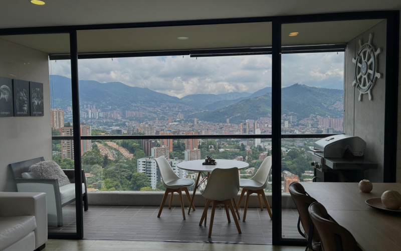 Apartamento en Envigado en El Trianón