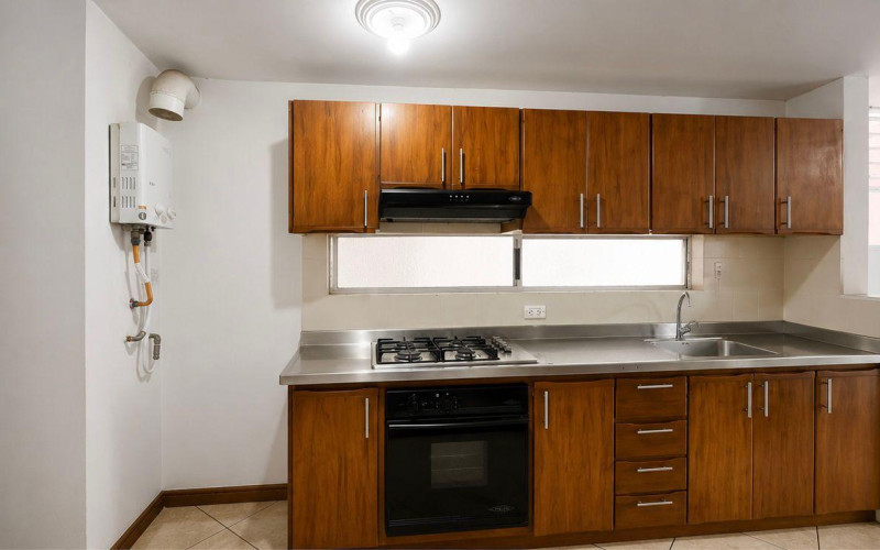 Apartment with Panoramic City Views in Laureles, Santa Teresita | 88m² | 