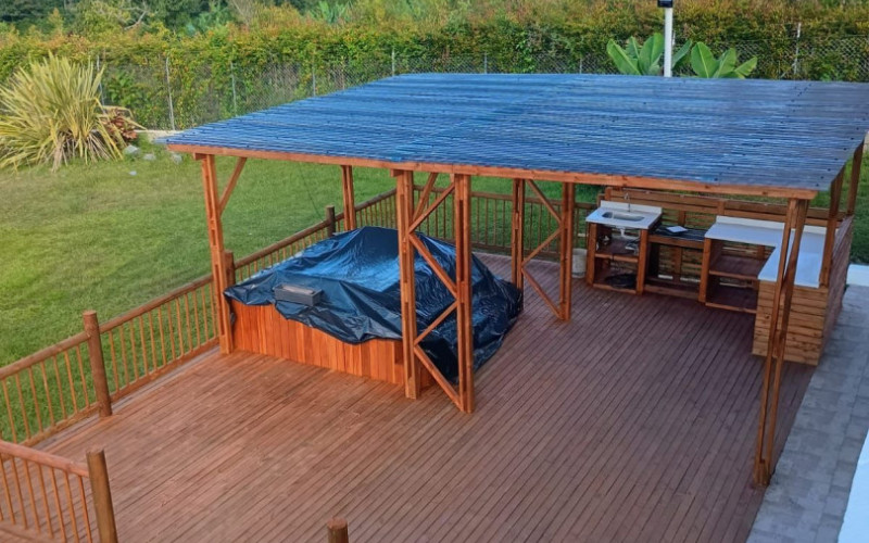 Country House in El Peñol | Rock View | Individual Deed & Short-Term Rentals Allowed (Chiquinquira)