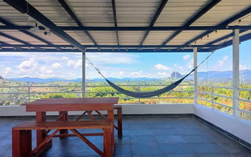 Country House in El Peñol | Rock View | Individual Deed & Short-Term Rentals Allowed (Chiquinquira)