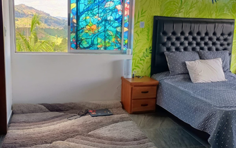 Country House in El Peñol | Rock View | Individual Deed & Short-Term Rentals Allowed (Chiquinquira)