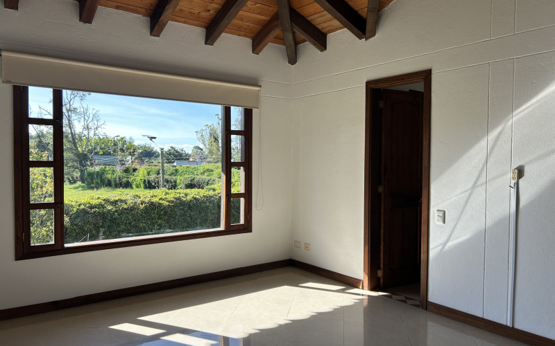 Luxury Country House for Sale in Llanogrande, Rionegro | Gated Style Security & Minutes from JMC Airport