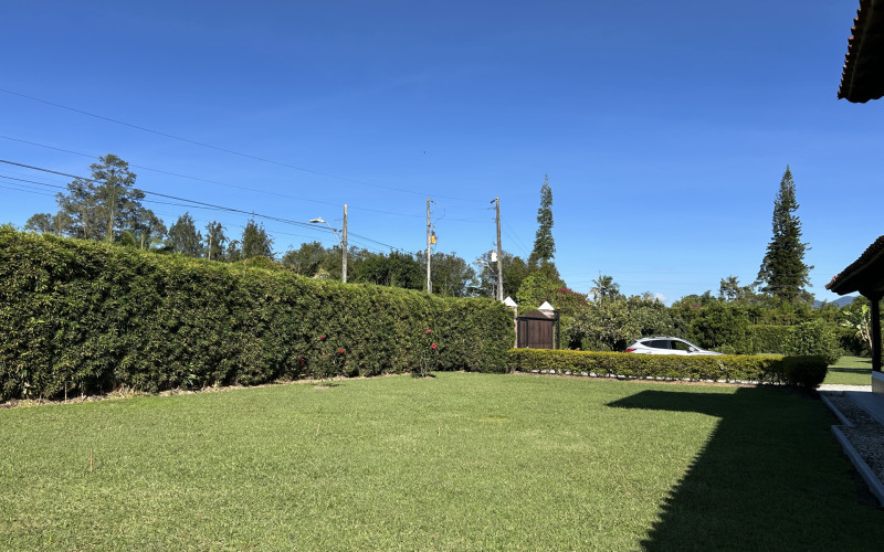 Luxury Country House for Sale in Llanogrande, Rionegro | Gated Style Security & Minutes from JMC Airport