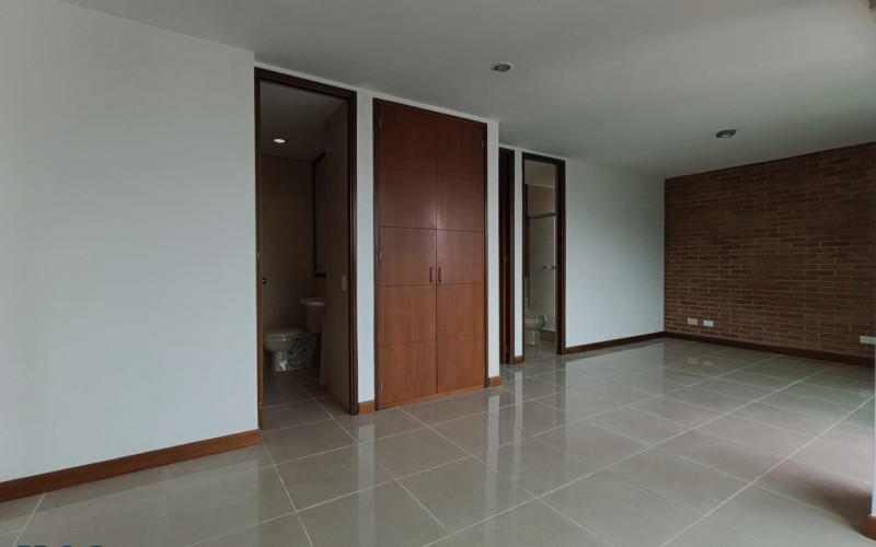 Apartamento en Medellín en Las Lomas Nº 1