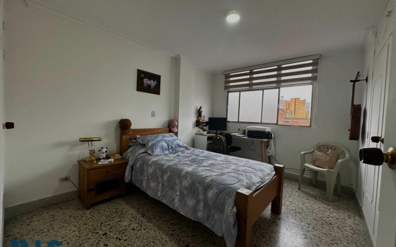 Apartamento en Medellín en Laureles