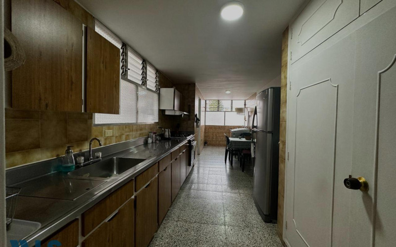 Apartamento en Medellín en Laureles