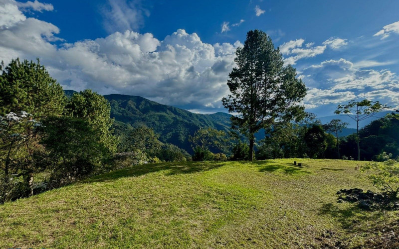 Lote Residencial en Envigado en Loma del Escobero