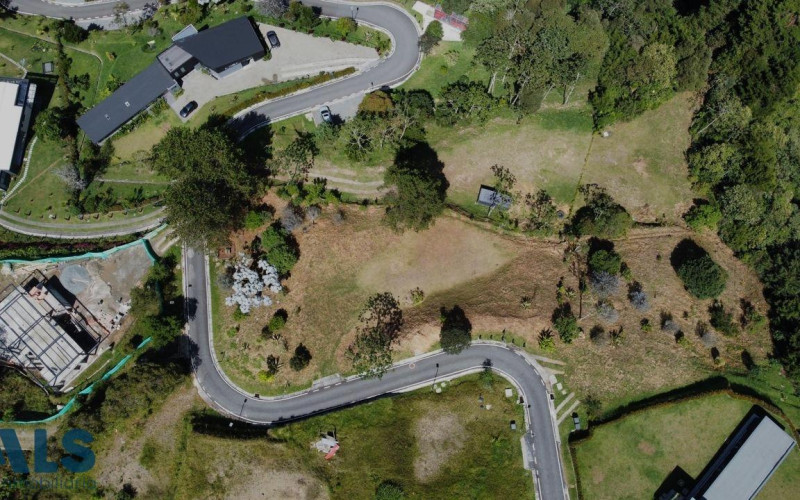 Lote Residencial en Envigado en Loma del Escobero