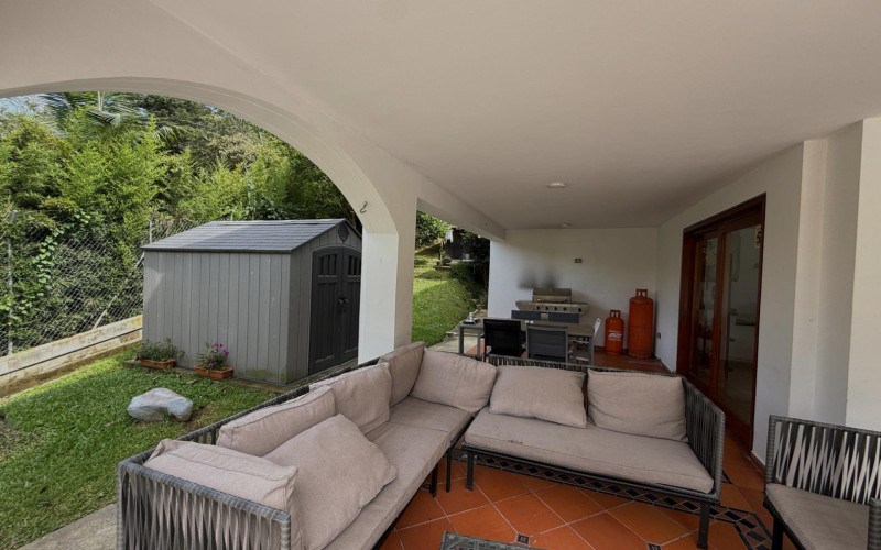 Casa en Medellín en Las Palmas