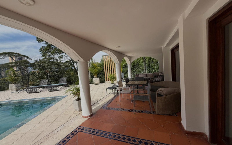 Casa en Medellín en Las Palmas