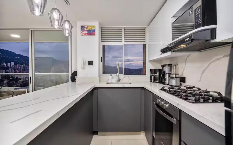 Luxury Apartment for Sale in El Poblado, Las Palmas – High Rental Potential & Panoramic Views