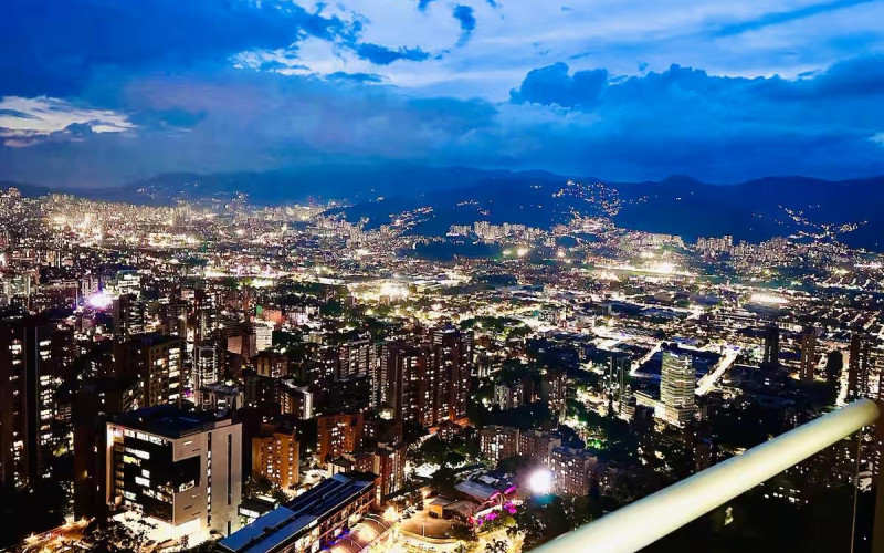 Luxury Apartment for Sale in El Poblado, Las Palmas – High Rental Potential & Panoramic Views