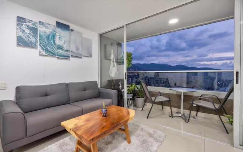 Luxury Apartment for Sale in El Poblado, Las Palmas – High Rental Potential & Panoramic Views