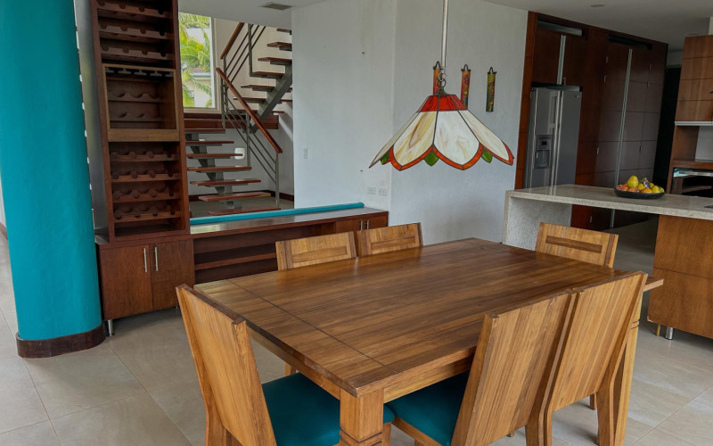 Casa en Envigado en Loma del Escobero