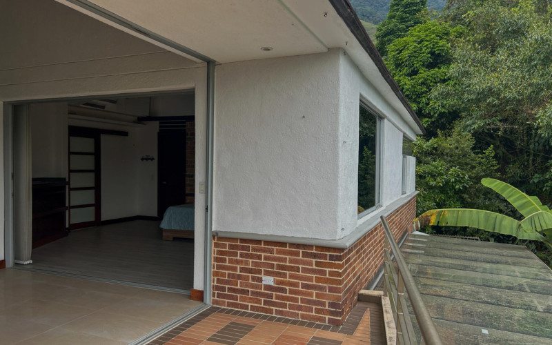 Casa en Envigado en Loma del Escobero
