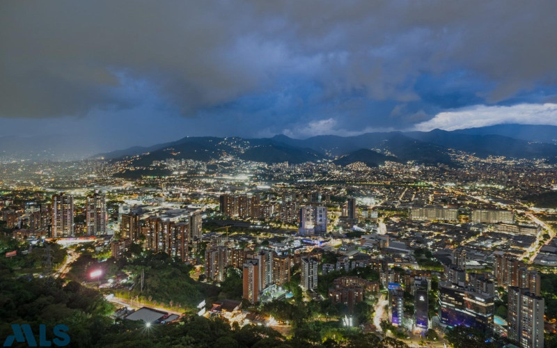 Apartamento en Medellín en Las Palmas