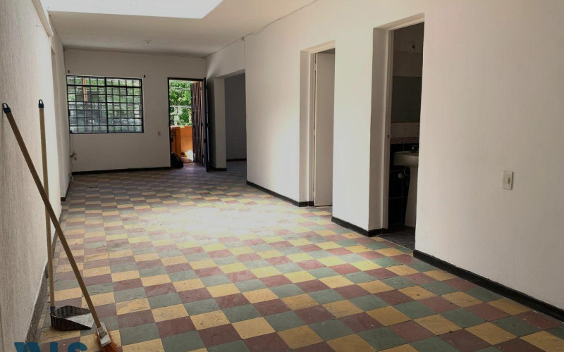 Casa en Medellín en Los Alpes