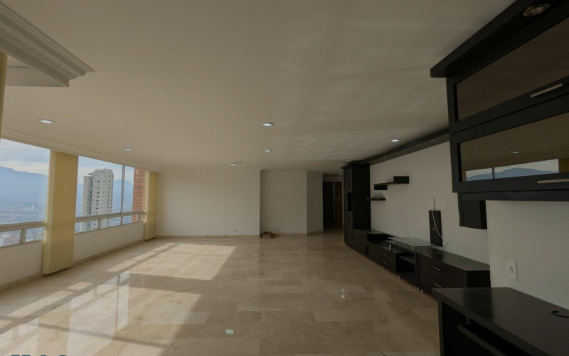 Apartamento en Medellín en El Tesoro