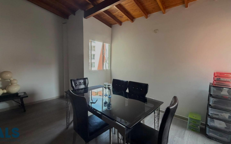Apartamento en Medellín en Laureles