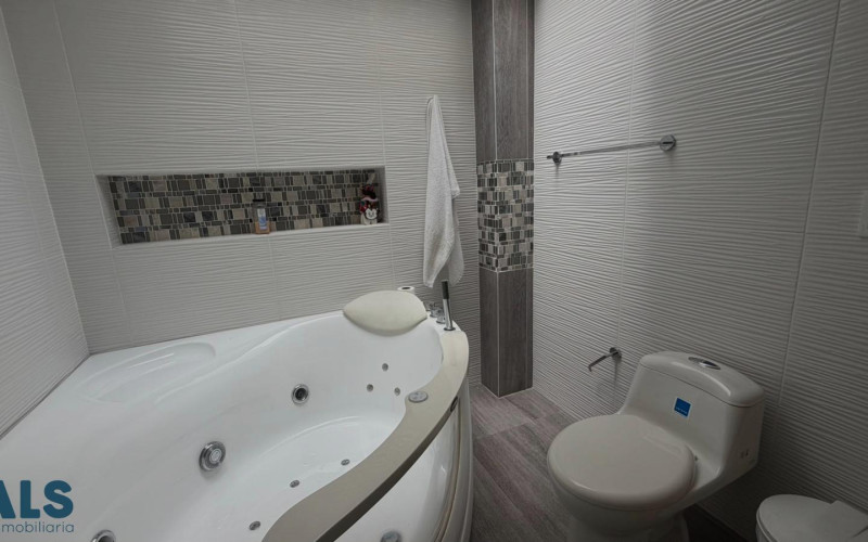 Apartamento en Medellín en Laureles
