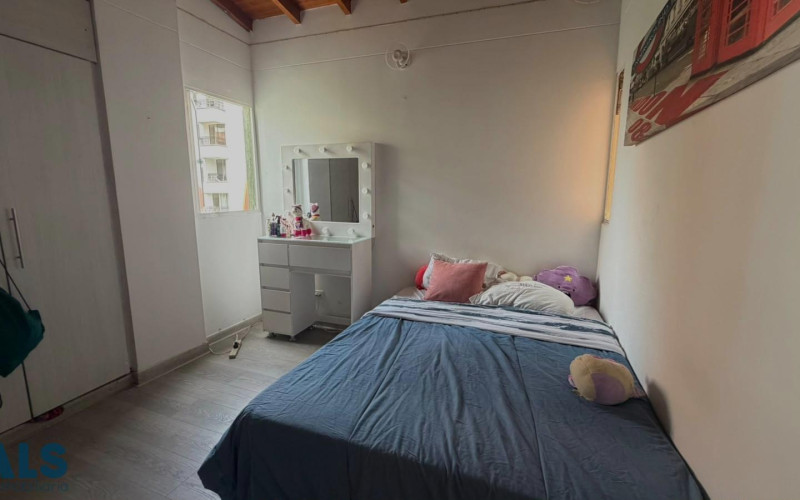 Apartamento en Medellín en Laureles