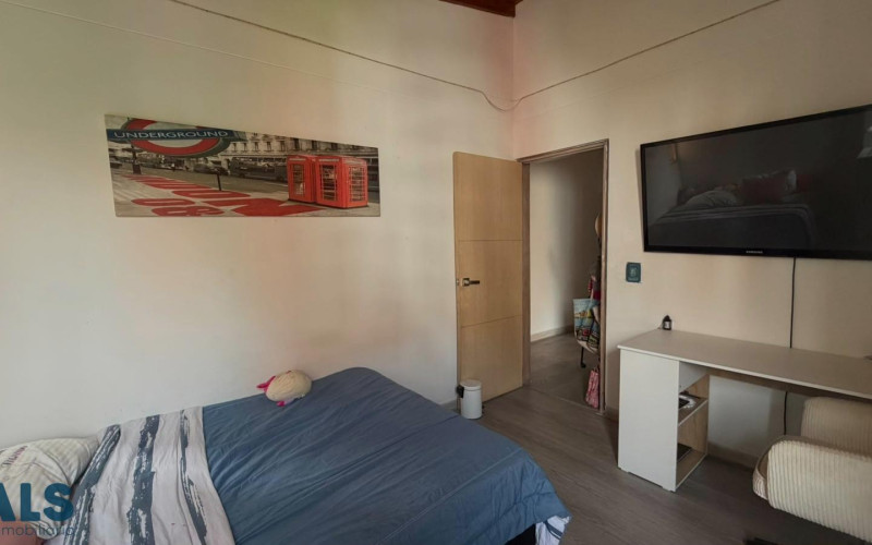 Apartamento en Medellín en Laureles