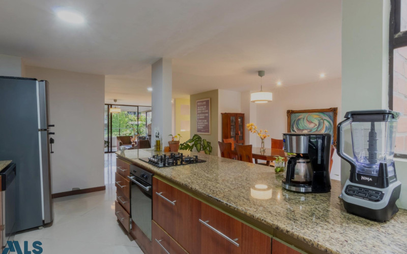 Apartamento en Medellín en Lalinde