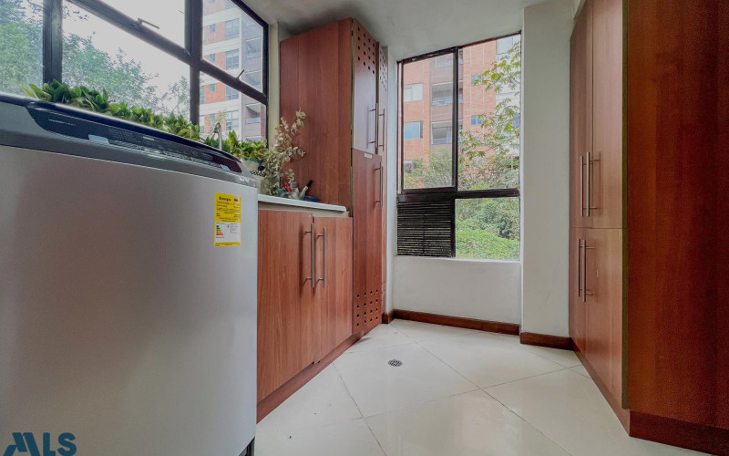 Apartamento en Medellín en Lalinde